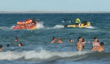 Dramático accidente en Las Grutas: un joven quedó atrapado en la hélice de la “banana” y sufrió graves cortes en las piernas