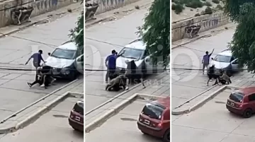 Video. Así fue la brutal golpiza en medio del tiroteo en Caleta Olivia Video. Así fue la brutal golpiza en medio del tiroteo en Caleta Olivia