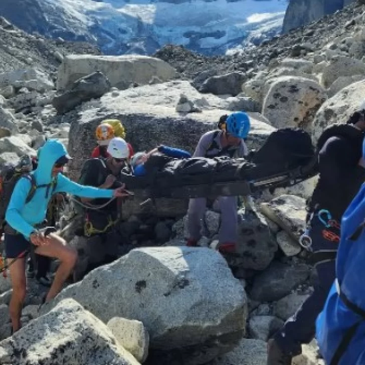 Escalador brasileño con fractura de cráneo tras el desprendimiento de piedras mientras escalaba