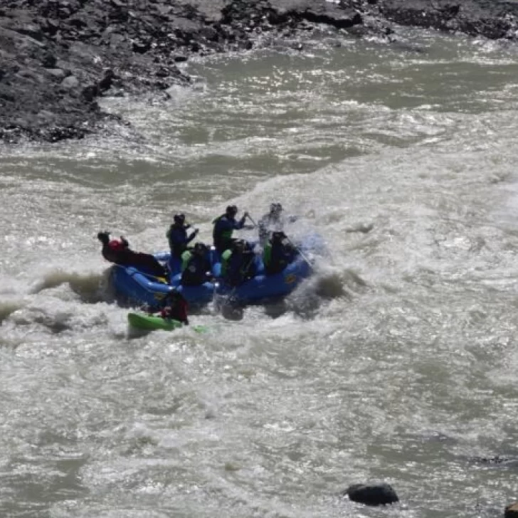 Tragedia en el río De las Vueltas: tres personas murieron al darse vuelta una embarcación cerca de El Chaltén