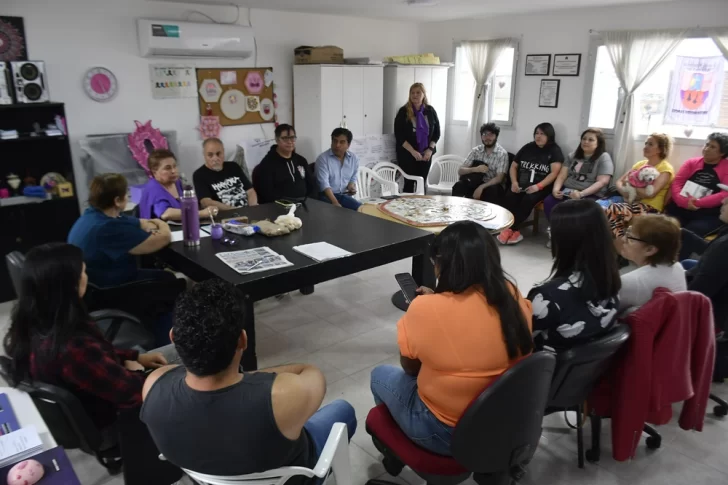 Patricia Lozano: “Estamos felices de poder abrir las puertas de la sede a Río Gallegos Lee”