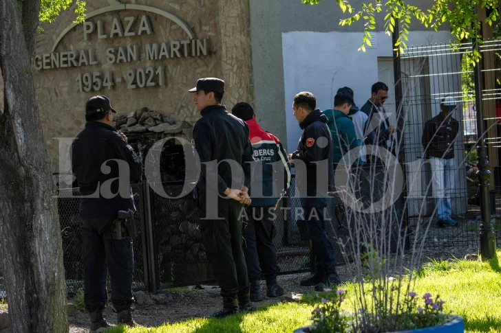 Nene electrocutado: el municipio comenzó con los arreglos en la plaza San Martín