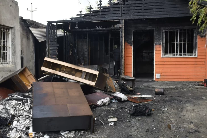 Incendio-Juan-Carlos-Gervasoni-728x485