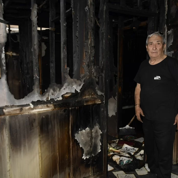 Devastador incendio en el barrio Altavista: “No quedó nada” Devastador incendio en el barrio Altavista: “No quedó nada”