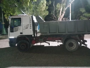 Camionero quiso ingresar a Caleta Olivia con 2000 kilos de cobre y lo demoraron