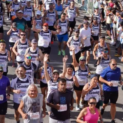 Multitudinaria carrera del diario Crónica de Comodoro
