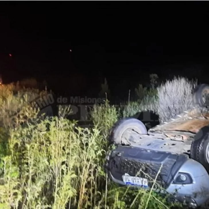 Un ex diputado y su familia volvía de vacaciones y chocó en la ruta: murió una amiga de su hija Un ex diputado y su familia volvía de vacaciones y chocó en la ruta: murió una amiga de su hija