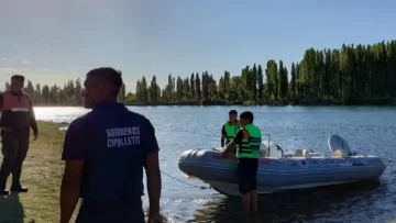 “Estamos desesperados”: El angustiante pedido del padre de Yessica, la nena de 10 años desaparecida en el río Limay “Estamos desesperados”: El angustiante pedido del padre de Yessica, la nena de 10 años desaparecida en el río Limay