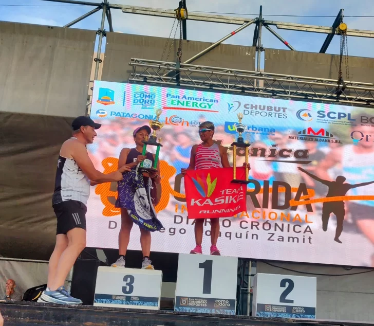 carolina-vega-podio-tercer-puesto-corrida-cronica-728x634