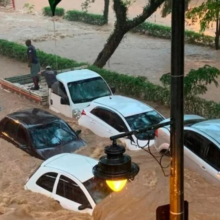 Inundaciones en Brasil: siguen las lluvias en Florianópolis y sube el número de evacuados