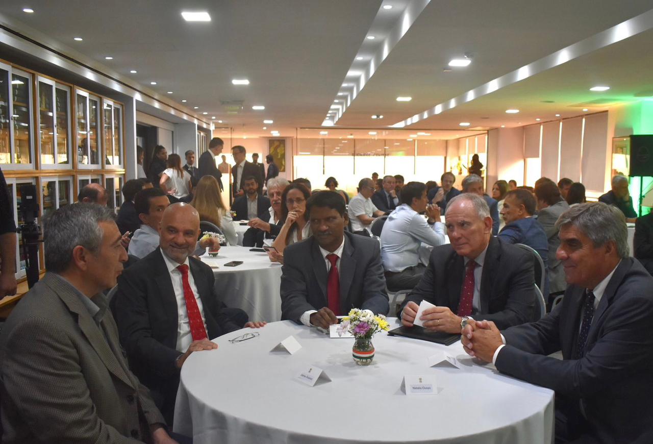 jaime-alvarez-embajador-india-Dinesh-BHATIA-indio-luis-lucero-roberto-cacciolamineria-CFP-728x495