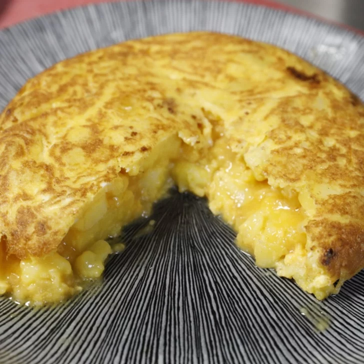 Receta de tortilla de papas: el secreto para que quede babé