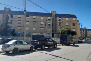 Denunciaron otro tiroteo en Caleta Olivia: un menor de 15 años fue demorado con un arma tipo “tumbera”