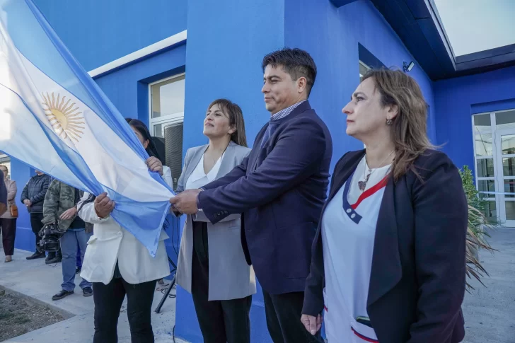 Claudio Vidal en el inicio del ciclo lectivo en Santa Cruz: “Una de las tareas de este gobierno, es recuperar los establecimientos públicos educativos”