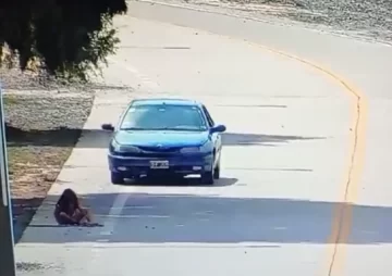Manejaba borracho, atropelló a una nena de 10 años e intentó darse a la fuga: lo detuvieron los vecinos Manejaba borracho, atropelló a una nena de 10 años e intentó darse a la fuga: lo detuvieron los vecinos
