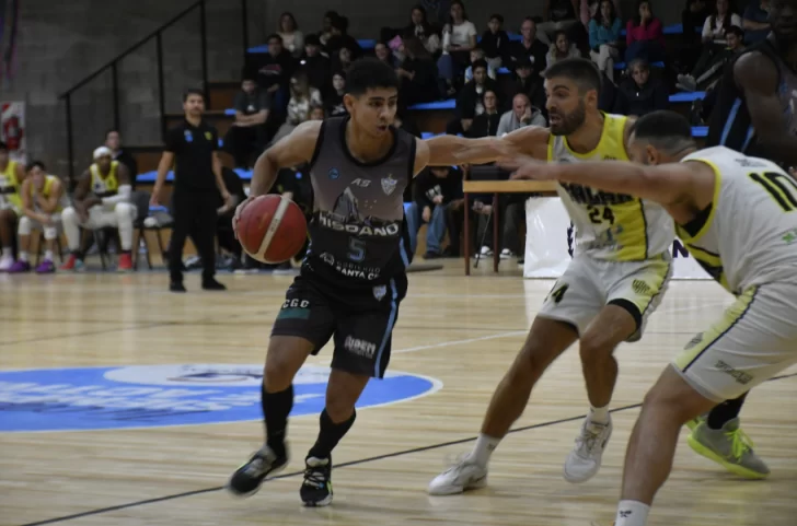 Hispano Americano recibe a Gimnasia de la Plata en el Eva Perón