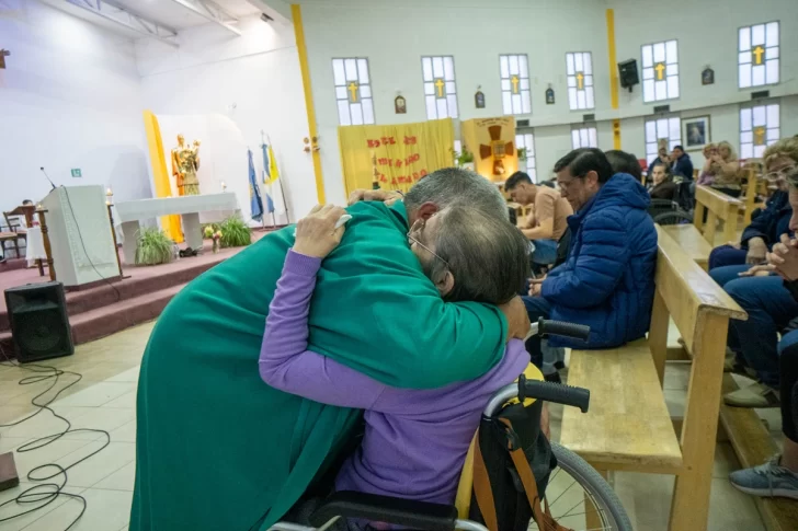 Padre Raúl Domínguez en su despedida: “Es un carisma estar cerca del que sufre”