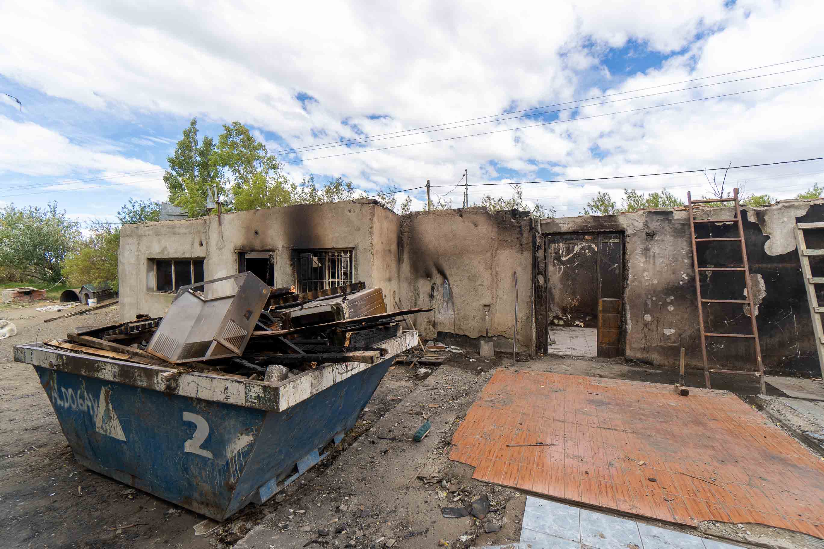 INCENDIO-Juan-Carlos-Gervasoni-barrio-altavista-LF-3-728x485