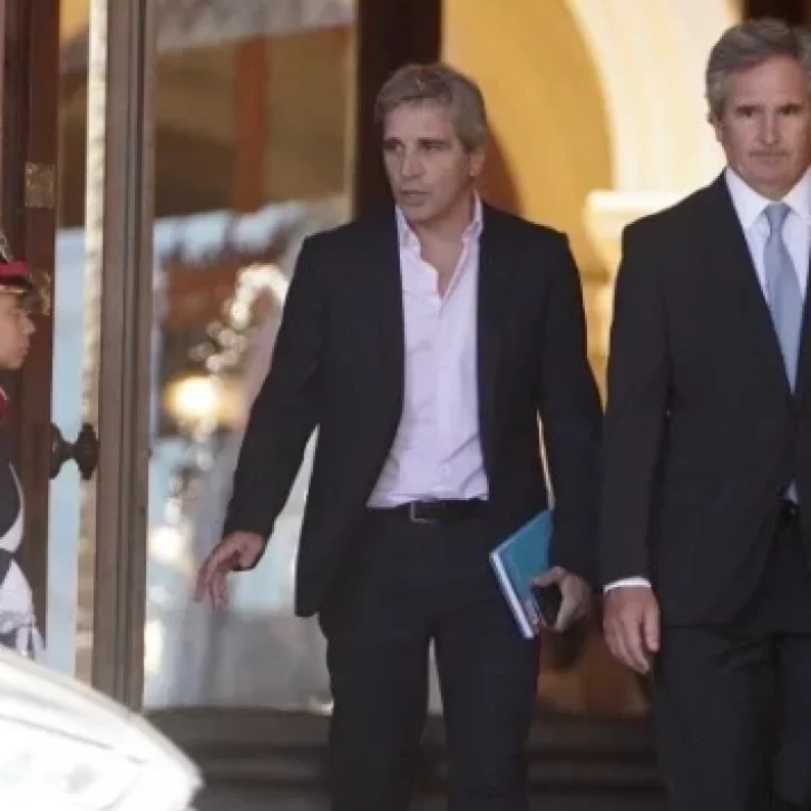 Guerra comercial: la reacción del gobierno ante la tensión con el dólar por las medidas de Donald Trump