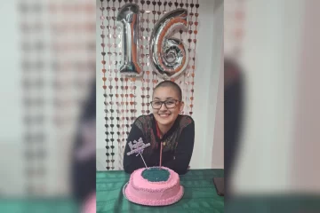 Le retiraron el catéter a Martina Leiva Campos, la adolescente que superó el cáncer, y “está excelente”