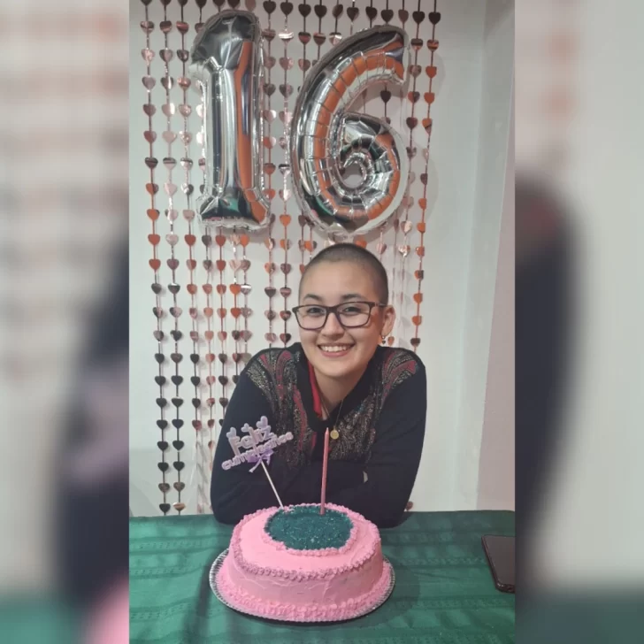 Le retiraron el catéter a Martina Leiva Campos, la adolescente que superó el cáncer, y “está excelente”