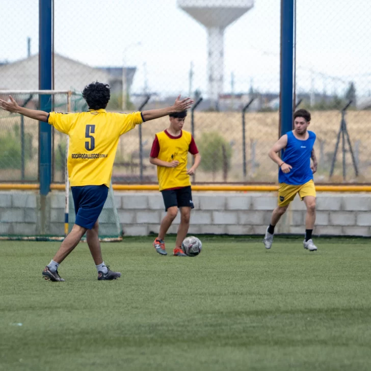 Gran convocatoria en la prueba de jugadores de Boca RG