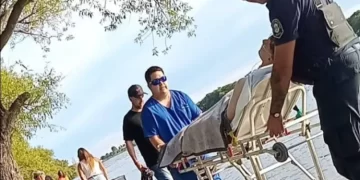 Salvaron a un joven santacruceño que estuvo a punto de ahogarse en Carmen de Patagones