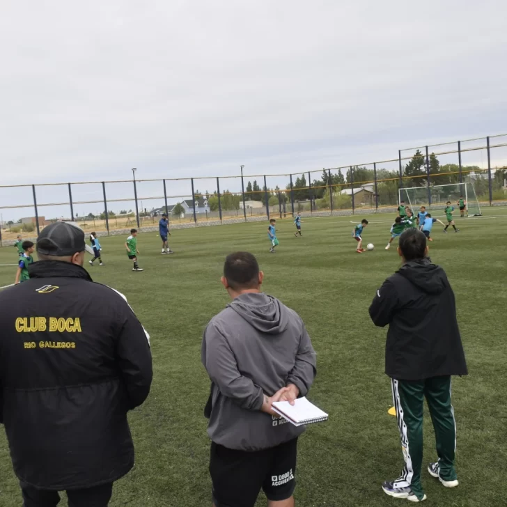 Huracán de Trelew realizó pruebas en Río Gallegos y destacó a tres jóvenes promesas