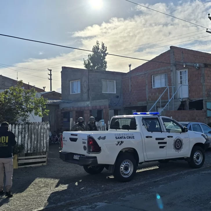 Detuvieron a un joven tras la viralización de un video donde exhibía un arma Detuvieron a un joven tras la viralización de un video donde exhibía un arma