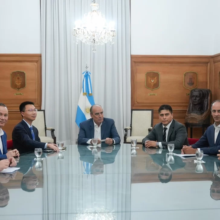 Gestiones de Claudio Vidal en Buenos Aires por represas, YPF e YCRT