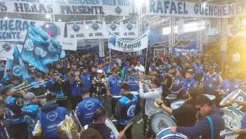 Asamblea de petroleros de Santa Cruz por la salida de YPF de la provincia fue al paro general