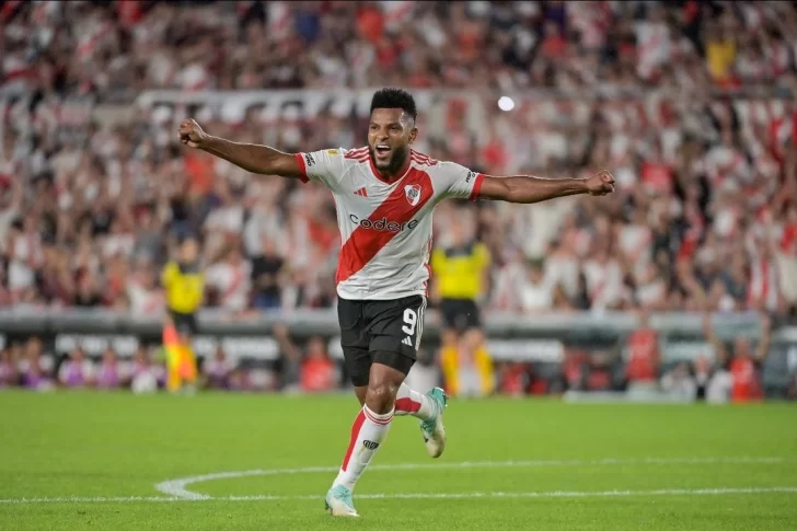 Pelota Libre o Fútbol Libre: dónde ver en vivo River vs. Independiente, Horario y Formaciones