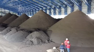 Pablo Gordillo y la venta de 210 mil toneladas de carbón en YCRT: “Es un desafío para mostrar que la empresa está activa” Pablo Gordillo y la venta de 210 mil toneladas de carbón en YCRT: “Es un desafío para mostrar que la empresa está activa”