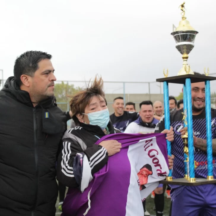 Falleció Doña Rosa, la mamá de Daniel “El Peque” Cárdenas: Estrella del Este está de luto