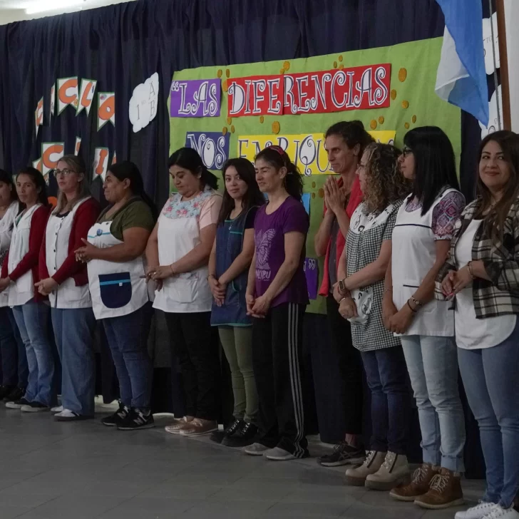 Docentes de Santa Cruz a la espera de una oferta que los “acerque” al inicio de clases Docentes de Santa Cruz a la espera de una oferta que los “acerque” al inicio de clases