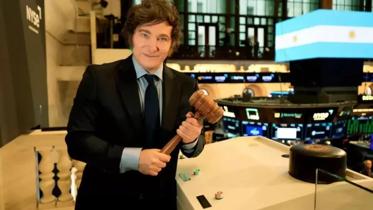 Escándalo por una criptomoneda que recomendó Javier Milei en X: se disparó y a la hora se desplomó