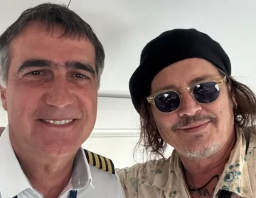 Johnny Depp llegó a la Argentina en un avión piloteado por Antonio Laje