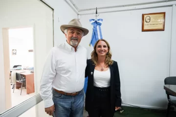 Othar Macharashvili acompañó a Peralta en la apertura de sesiones 2025 de Rada Tilly