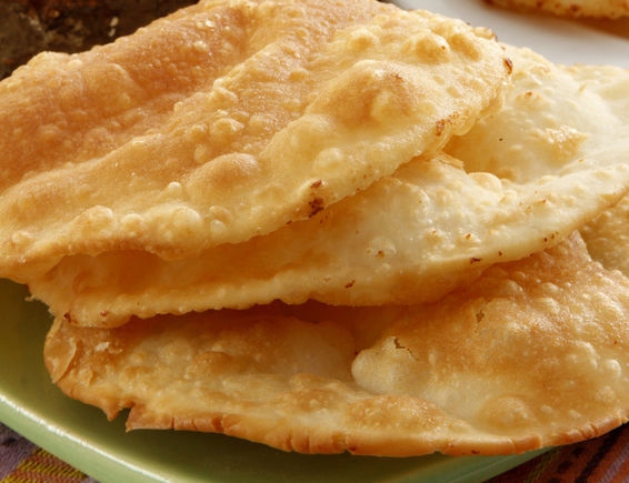 Receta de torta frita salada rellena con queso en solo 5 pasos