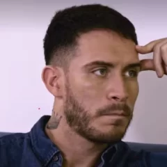 La tajante decisión que tomó Santiago de “Love is Blind” tras la denuncia por violencia género