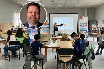 “Buscamos inspirar vocaciones hacia lo que son carreras STEM”, dijo Juan Pablo Navarro de Newmont