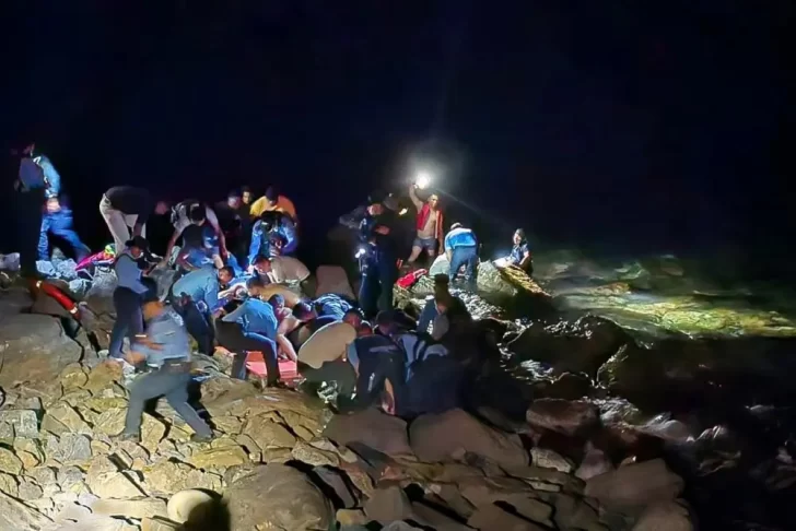 Avión cayó al mar en Honduras: 12 muertos, 5 heridos y un desaparecido