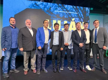 Pablo Grasso, en Buenos Aires junto a Axel Kicillof, Othar Macharashvili y Martín Pérez