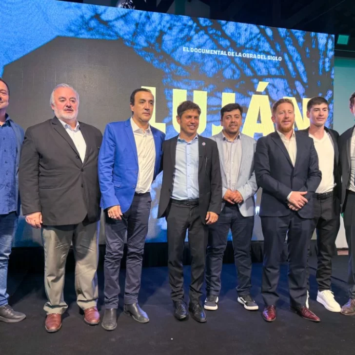 Pablo Grasso, en Buenos Aires junto a Axel Kicillof, Othar Macharashvili y Martín Pérez