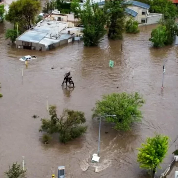 Nuevas tormentas en Bahía Blanca: suspenden clases turno tarde y transporte público