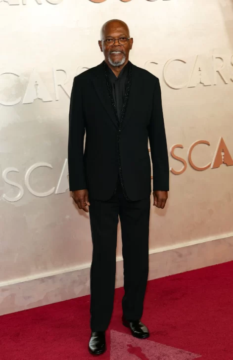 LOOKS-OSCAR-17-471x728
