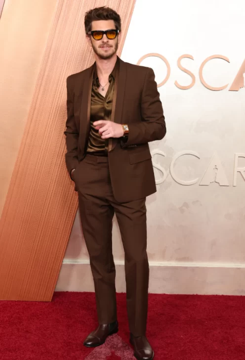 LOOKS-OSCAR-19-496x728