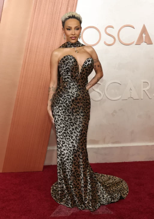 LOOKS-OSCAR-37-513x728