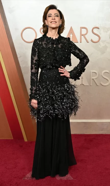 LOOKS-OSCAR-5-431x728