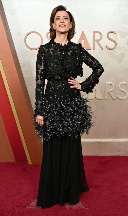 LOOKS-OSCAR-5-431x728